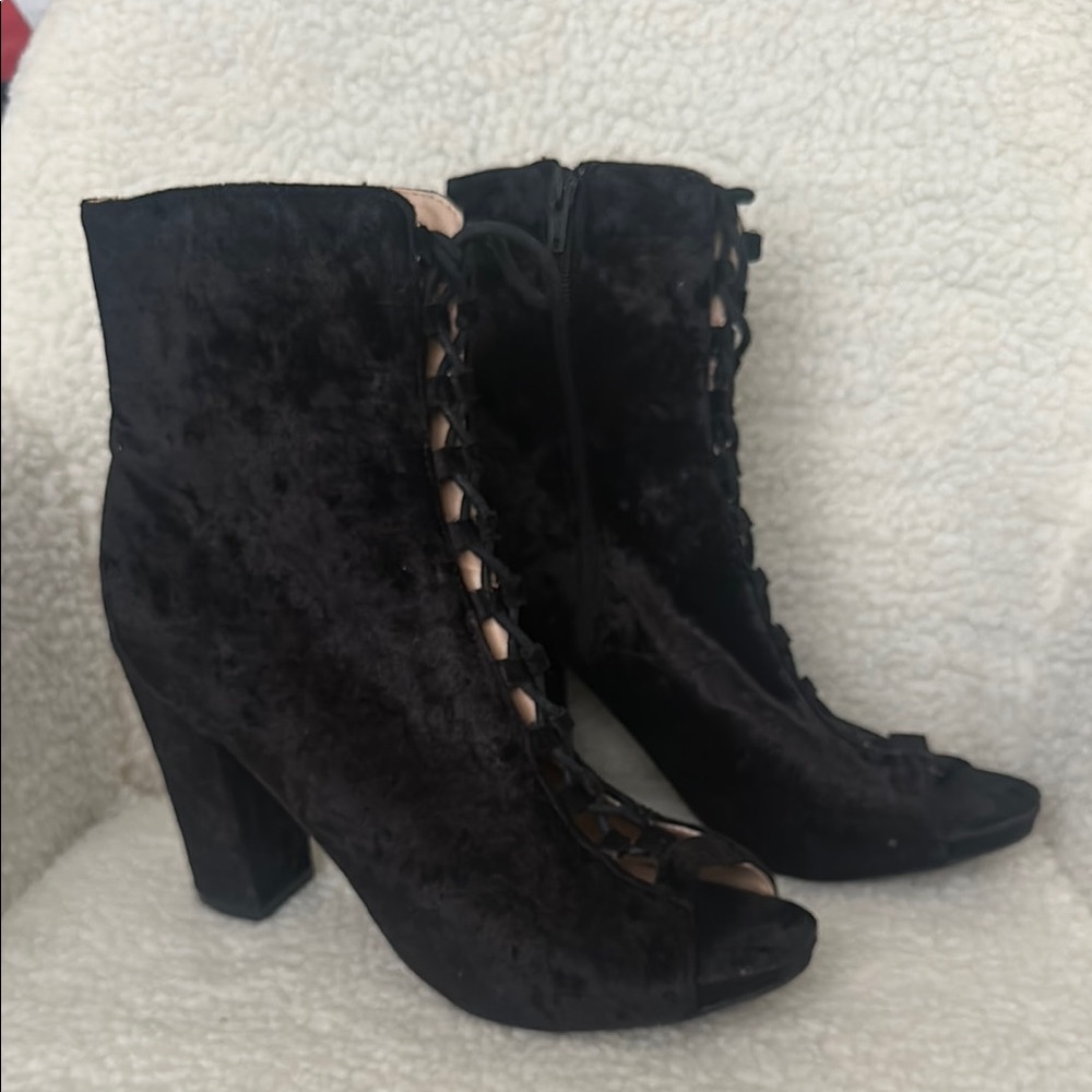 Elegant Black Velvet Ankle Boots